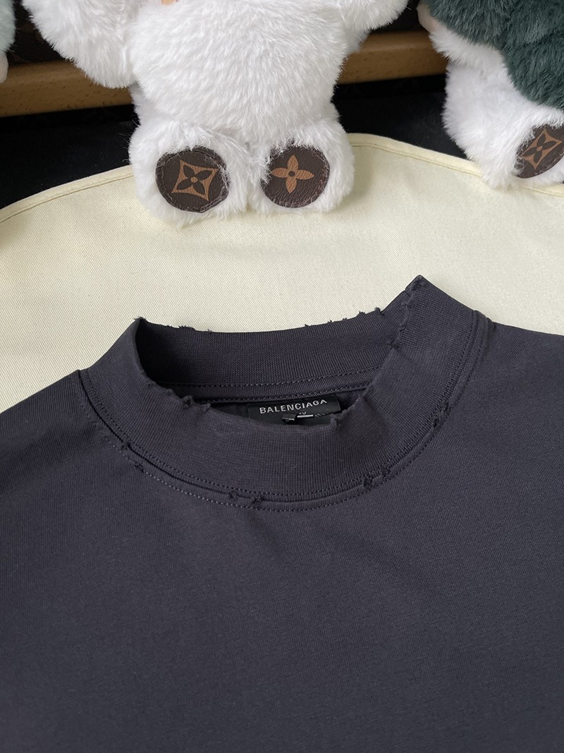 Balenciaga T-shirt 010