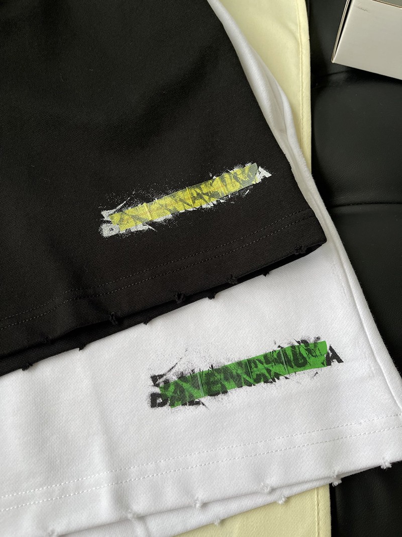 Balenciaga Shorts 012