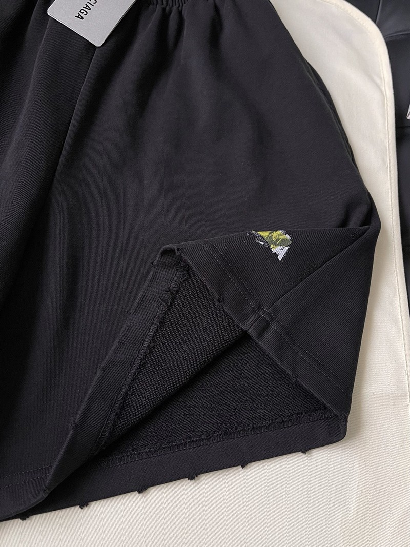 Balenciaga Shorts 012