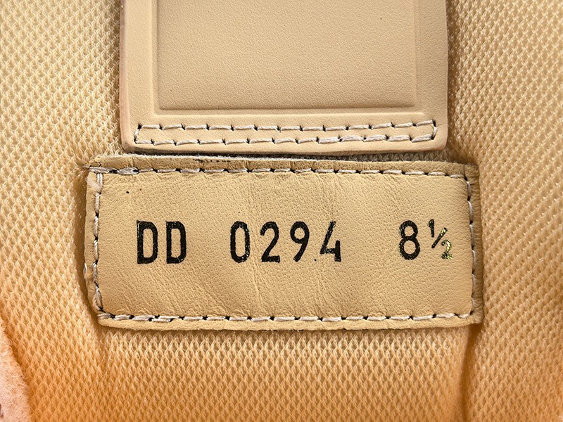 LV Trainer Sneaker 093