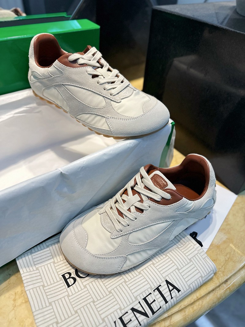 Bottega Veneta Orbit Flash Wmns 005