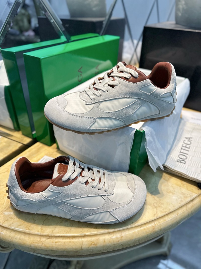 Bottega Veneta Orbit Flash Wmns 005