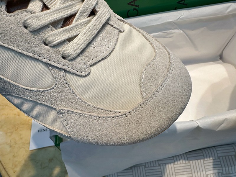 Bottega Veneta Orbit Flash Wmns 005
