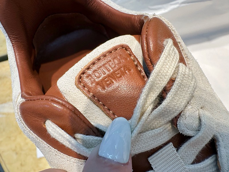 Bottega Veneta Orbit Flash Wmns 005