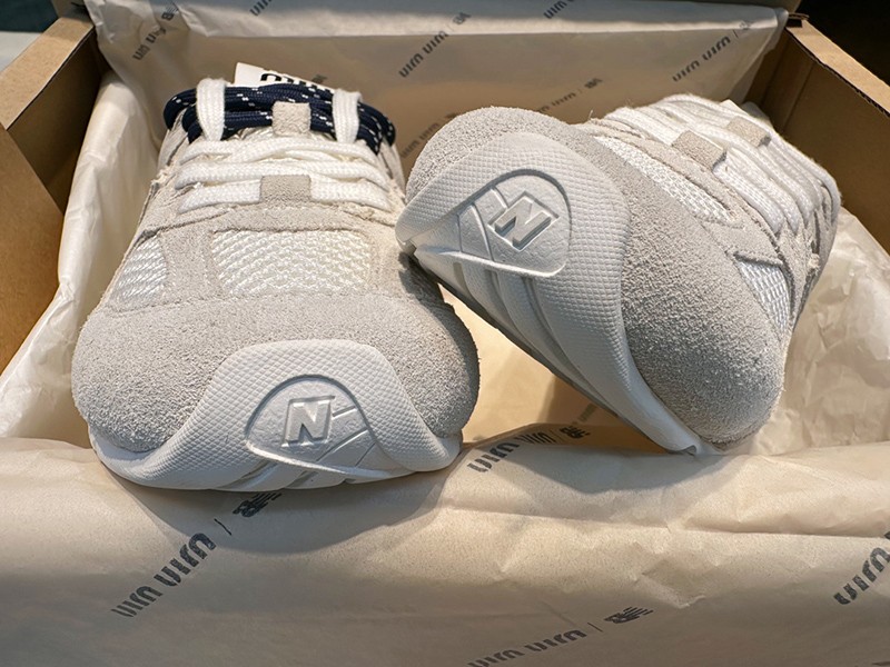MiuMiu X New Balance Wmns Shoe 009
