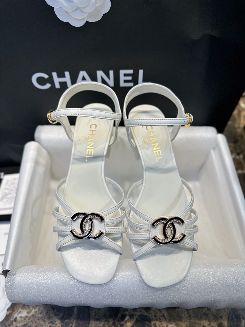 Chanel 25P Wmns Sandal 043