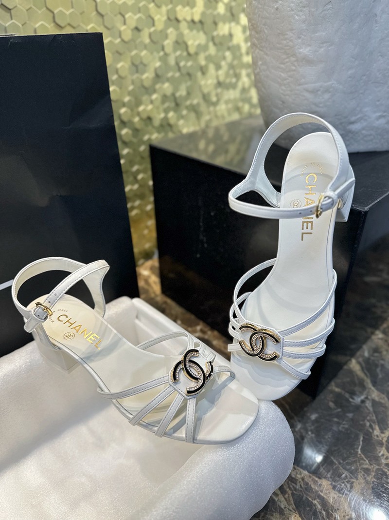 Chanel 25P Wmns Sandal 043