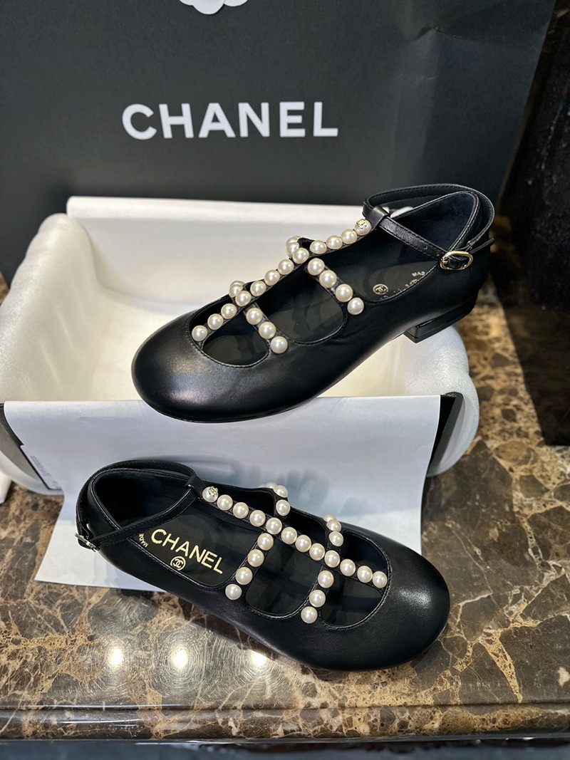 Chanel 24A Wmns Shoe 041
