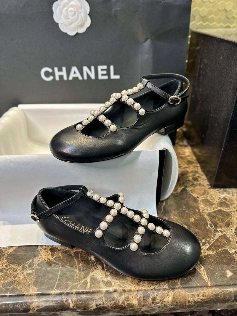 Chanel 24A Wmns Shoe 041