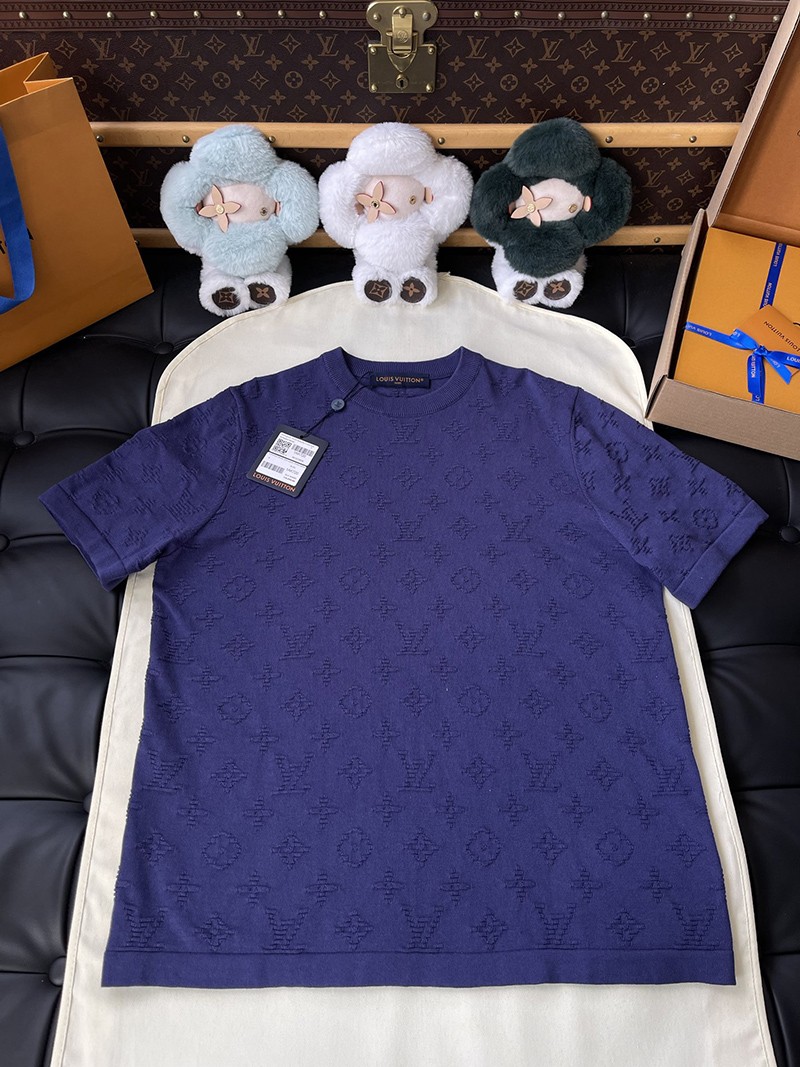 LV T-shirt 069
