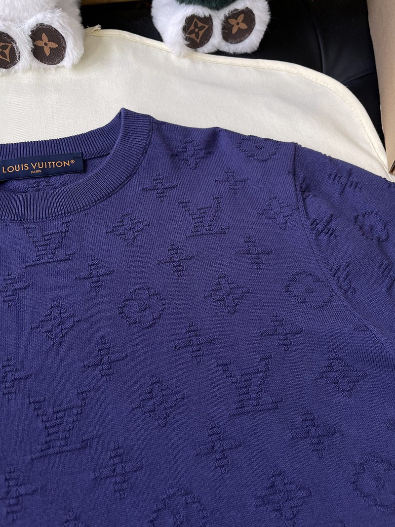 LV T-shirt 069