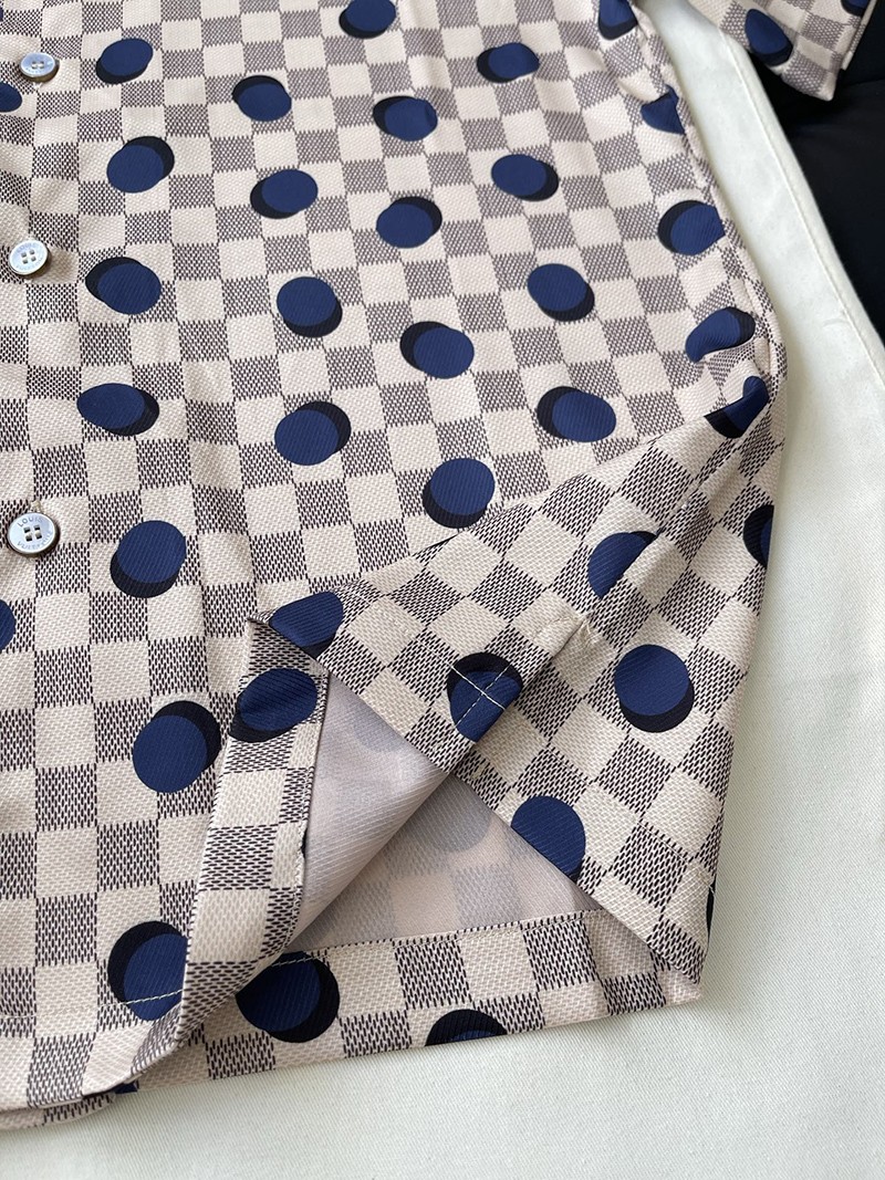 LV T-shirt 068
