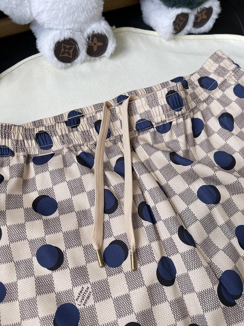 LV Shorts 067