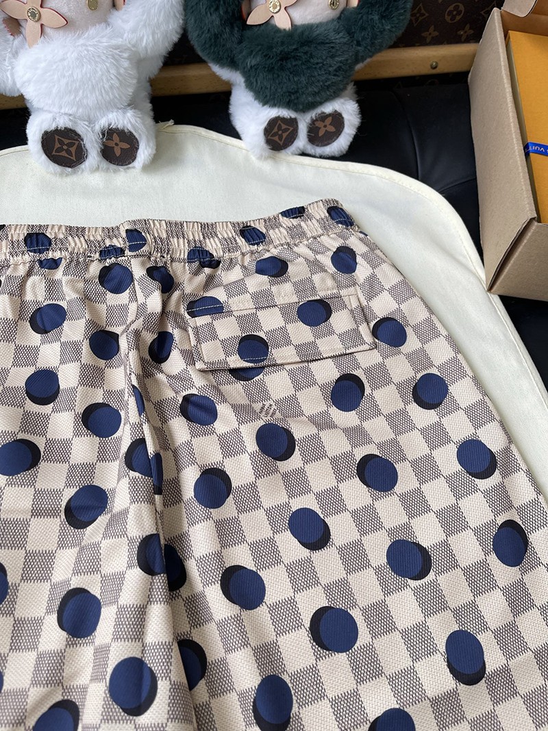 LV Shorts 067