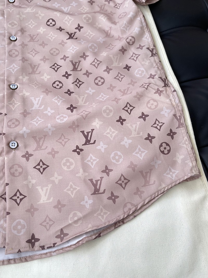 LV T-shirt 066
