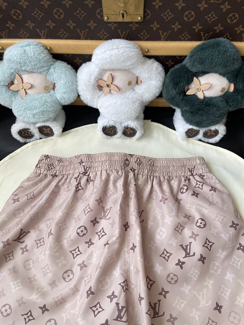 LV Shorts 065