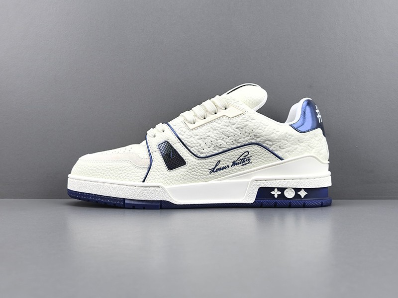 LV Trainer Sneaker 096