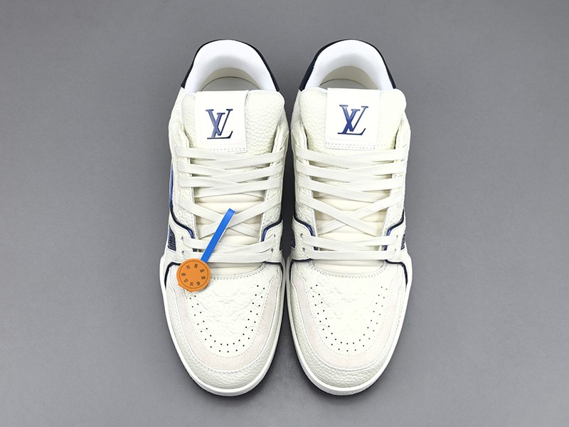 LV Trainer Sneaker 096