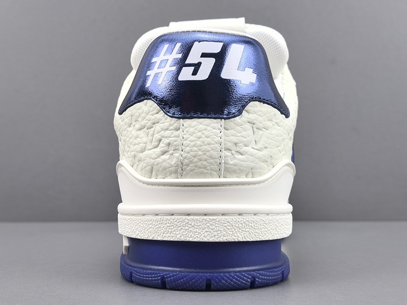 LV Trainer Sneaker 096