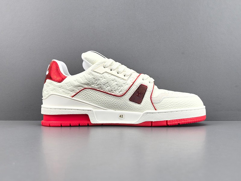 LV Trainer Sneaker 097