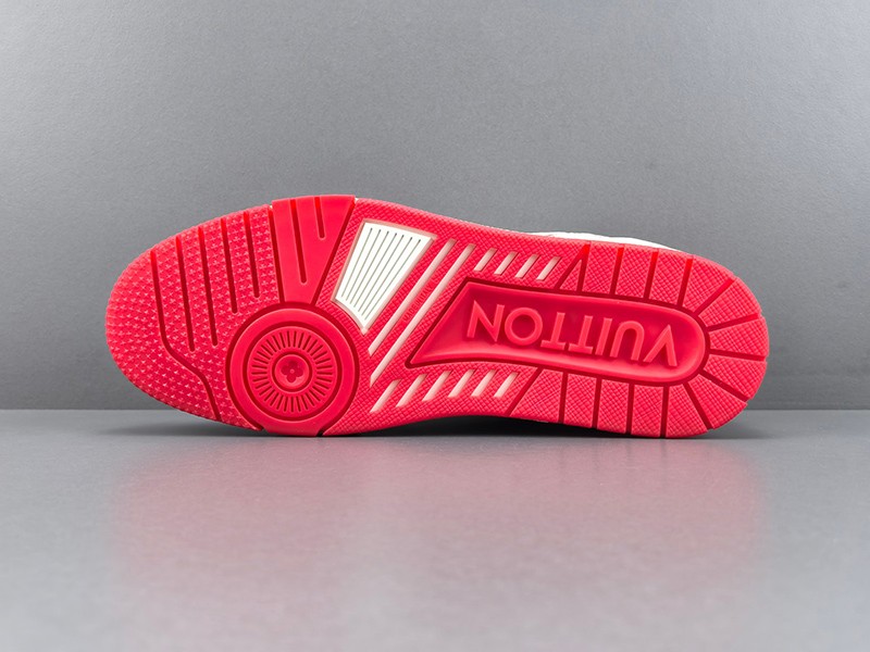 LV Trainer Sneaker 097