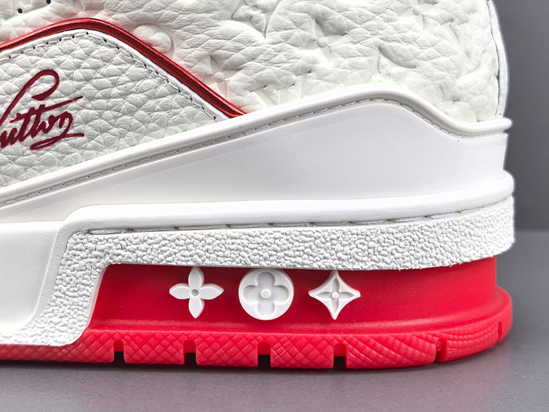 LV Trainer Sneaker 097
