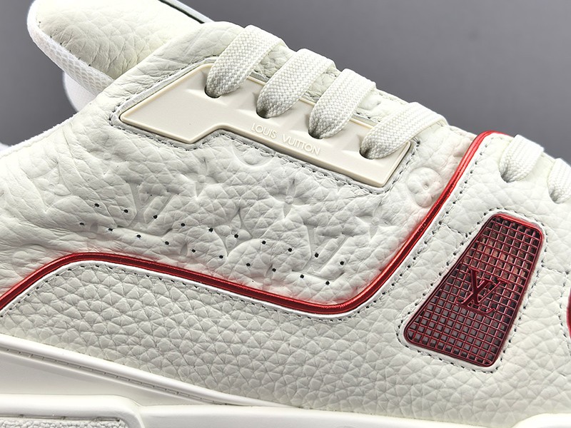 LV Trainer Sneaker 097