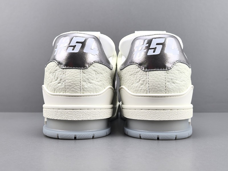 LV Trainer Sneaker 098