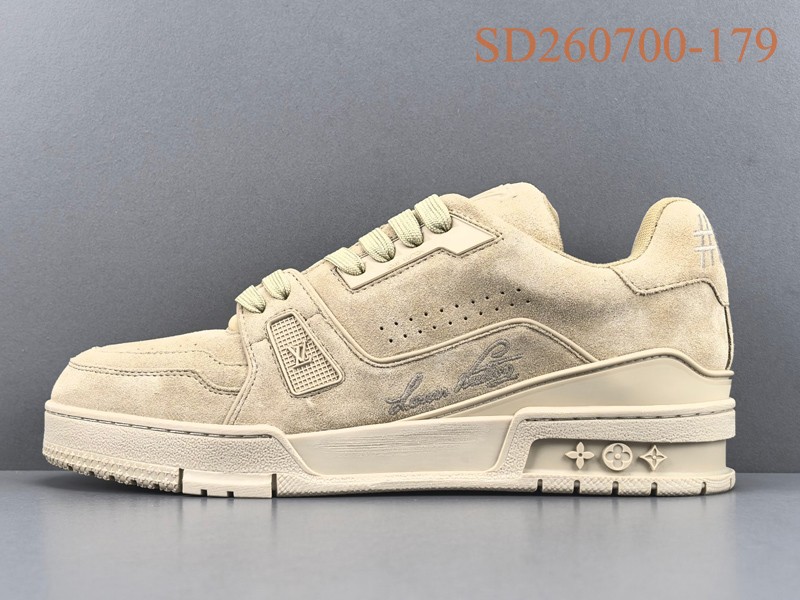 LV Trainer Sneaker 088