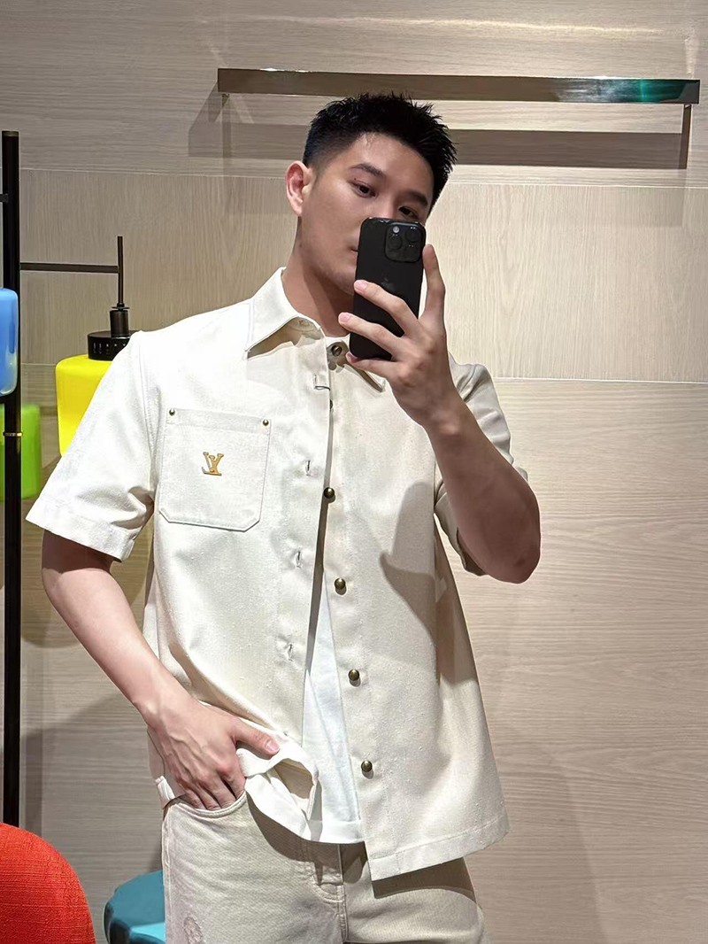 LV Shirt 076
