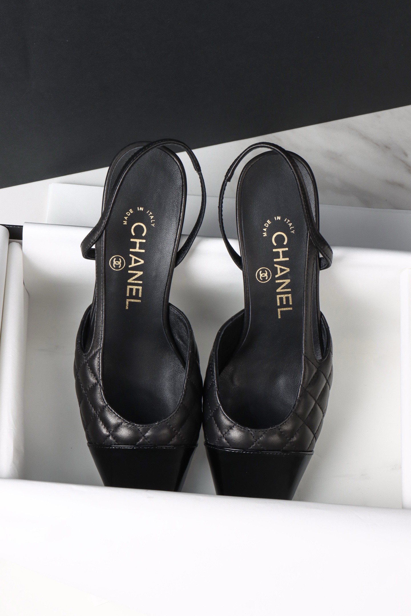 Chanel 25K Slingback High Heel 046