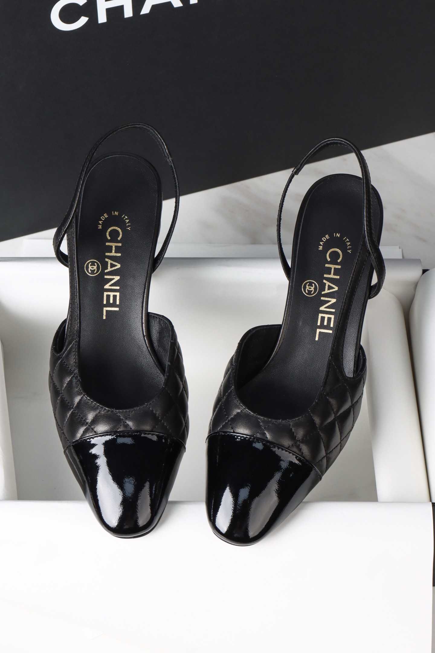 Chanel 25K Slingback High Heel 046