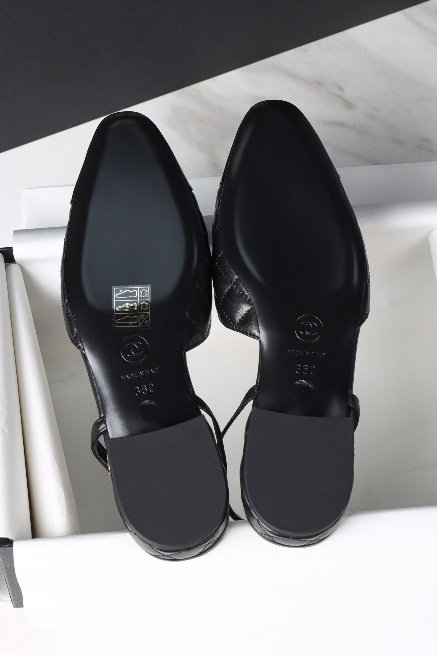 Chanel 25K Slingback Flat 045