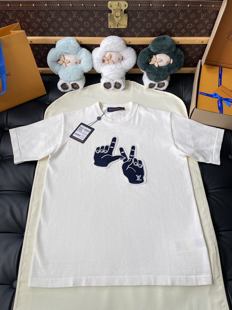 LV T-shirt 073