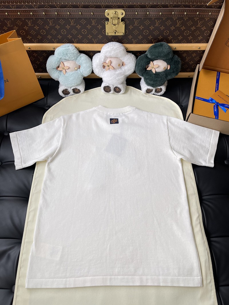 LV T-shirt 073