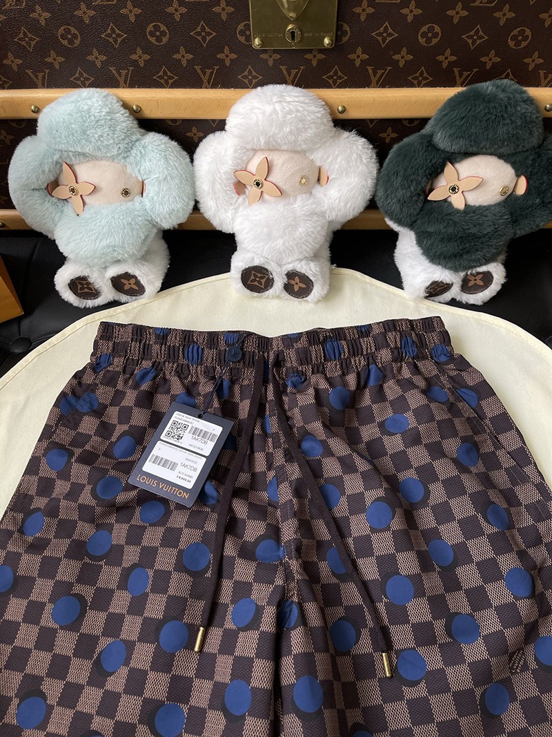 LV Shorts 072