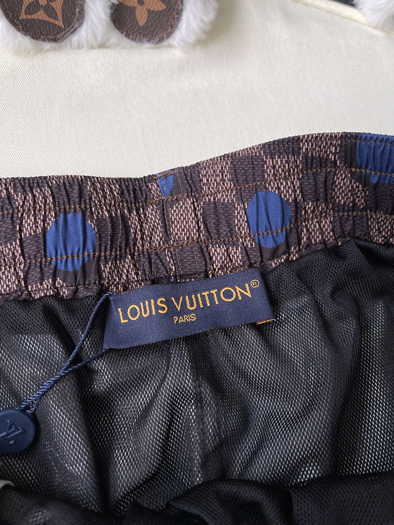 LV Shorts 072