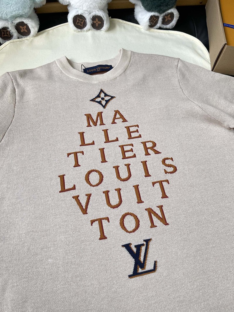 LV T-shirt 074