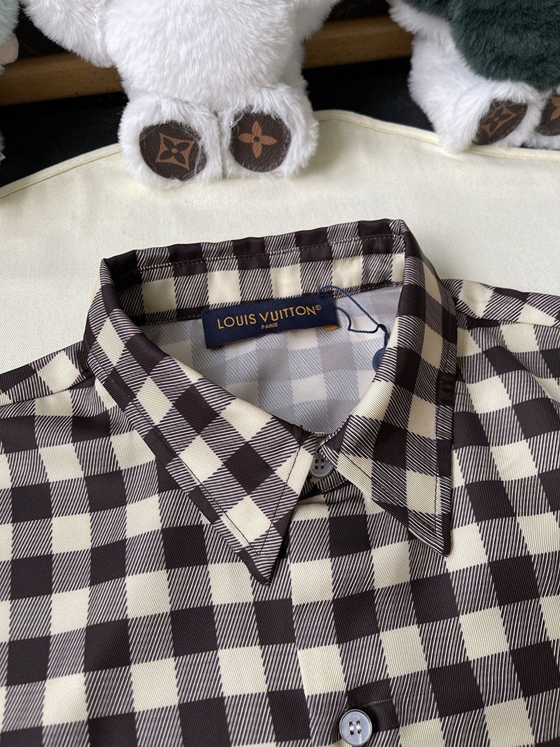 LV Shirt 077