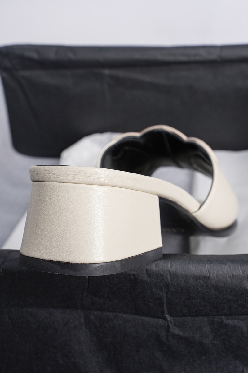 Celine Wmns Sandal 006