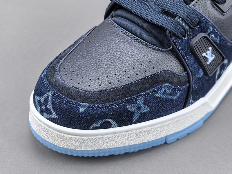 LV Trainer Sneaker 101