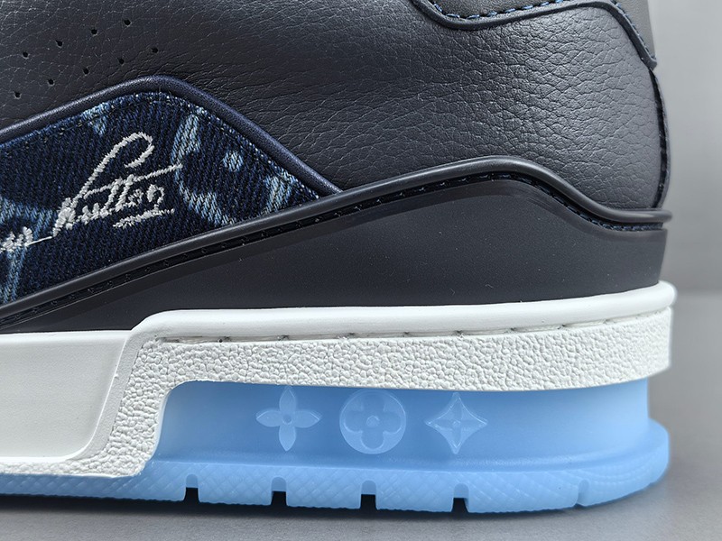 LV Trainer Sneaker 101