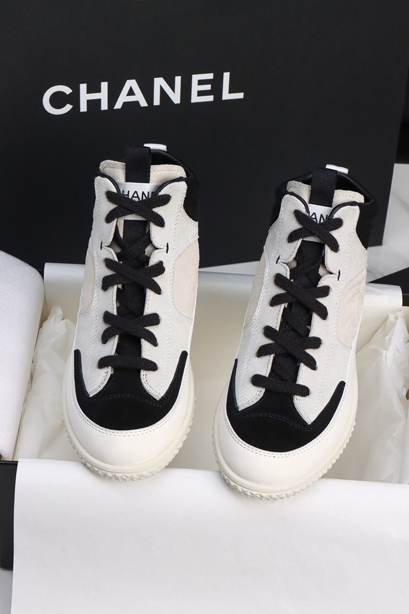 Chanel Wmns Shoe 048