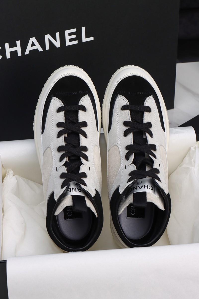 Chanel Wmns Shoe 048