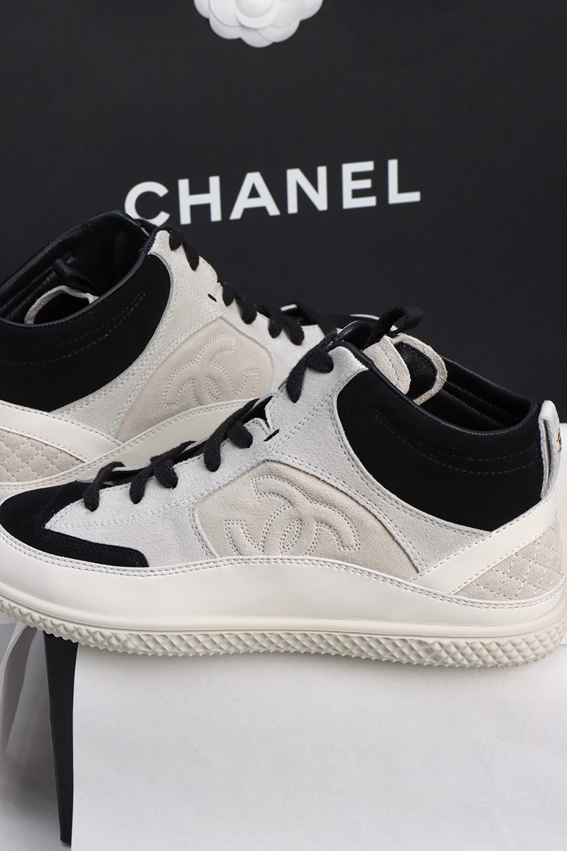 Chanel Wmns Shoe 048