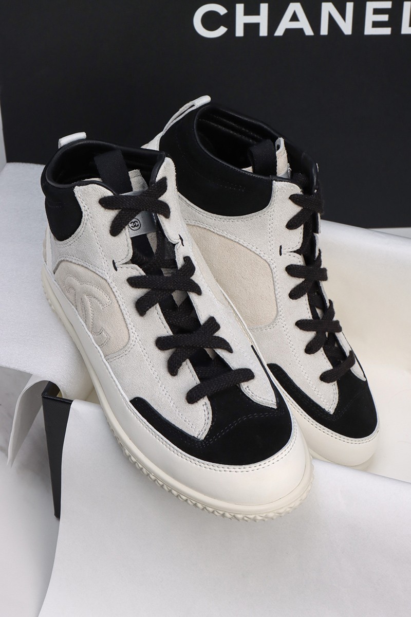 Chanel Wmns Shoe 048