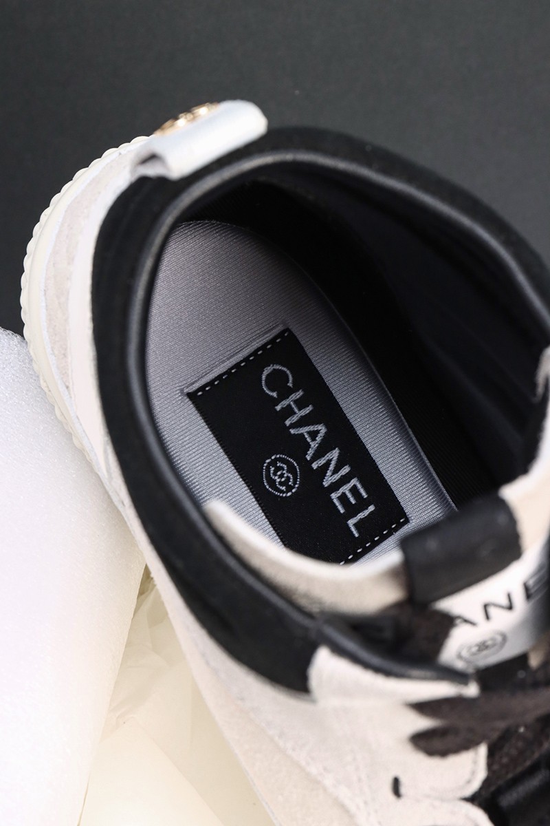 Chanel Wmns Shoe 048