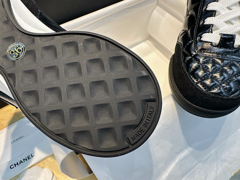 Chanel Wmns Shoe 047