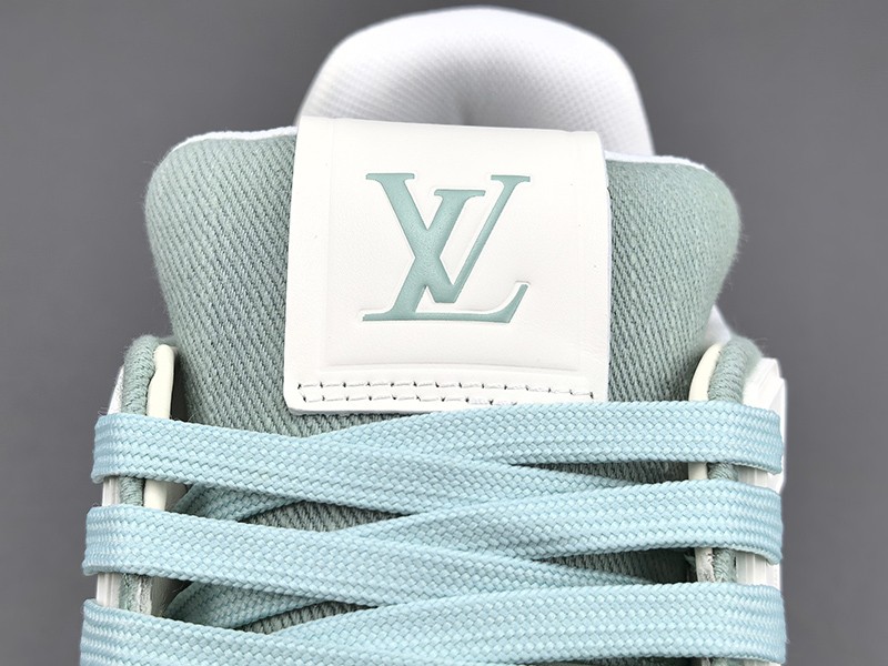 LV Trainer Sneaker 102