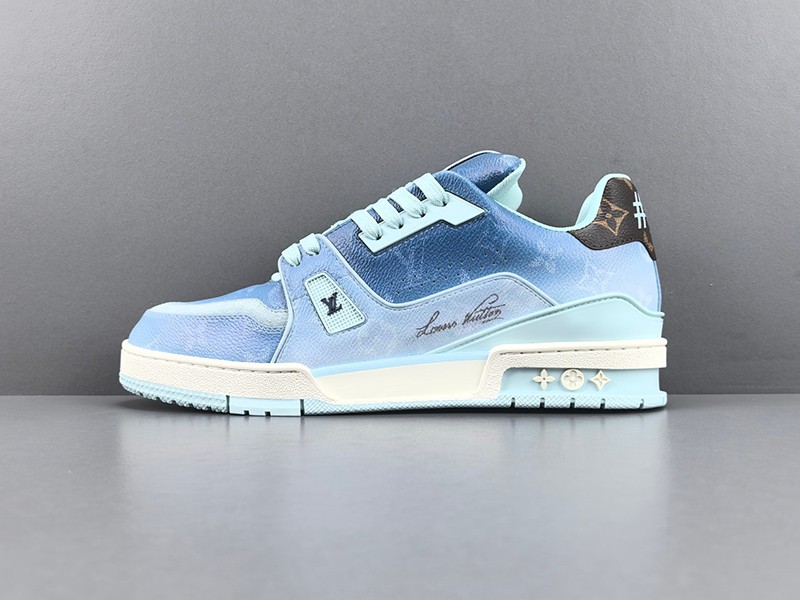 LV Trainer Sneaker 105